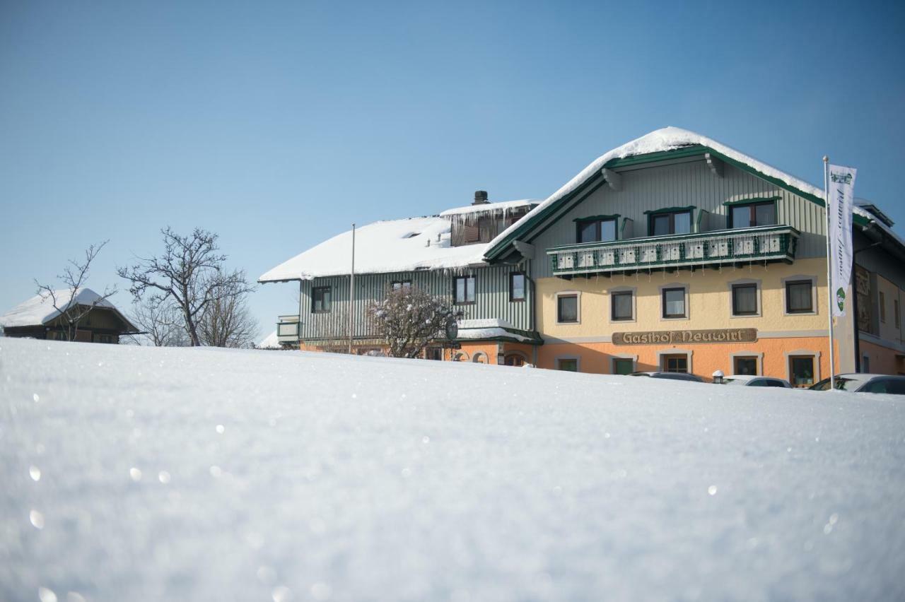 Gasthof Neuwirt Eugendorf Dış mekan fotoğraf